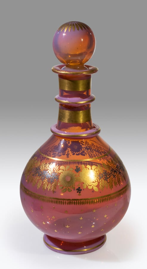 Carafe à l'espagnole à deux cordons de col en opaline de cristal gorge de pigeo…