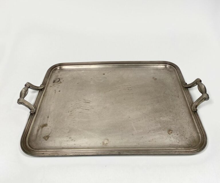 Lot de 3 plateaux à anses en métal argenté ( : rubans croisés (32 x 41.5 cm), p…