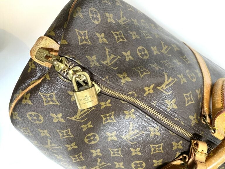 Louis VUITTON - Sac NEVERFULL, toile Monogram, vachette, métal doré. - L'attach…