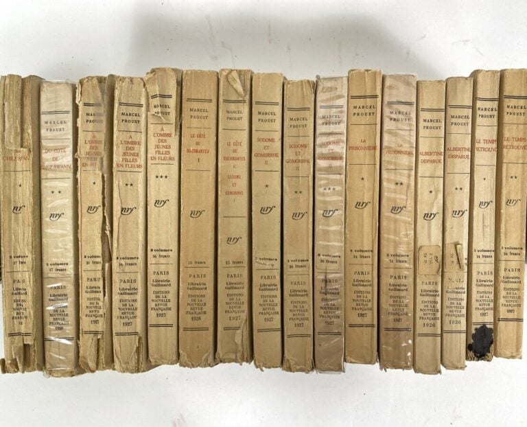 PROUST Marcel - A la recherche du temps perdu. Gallimard, NRF, 1re édition 1920…