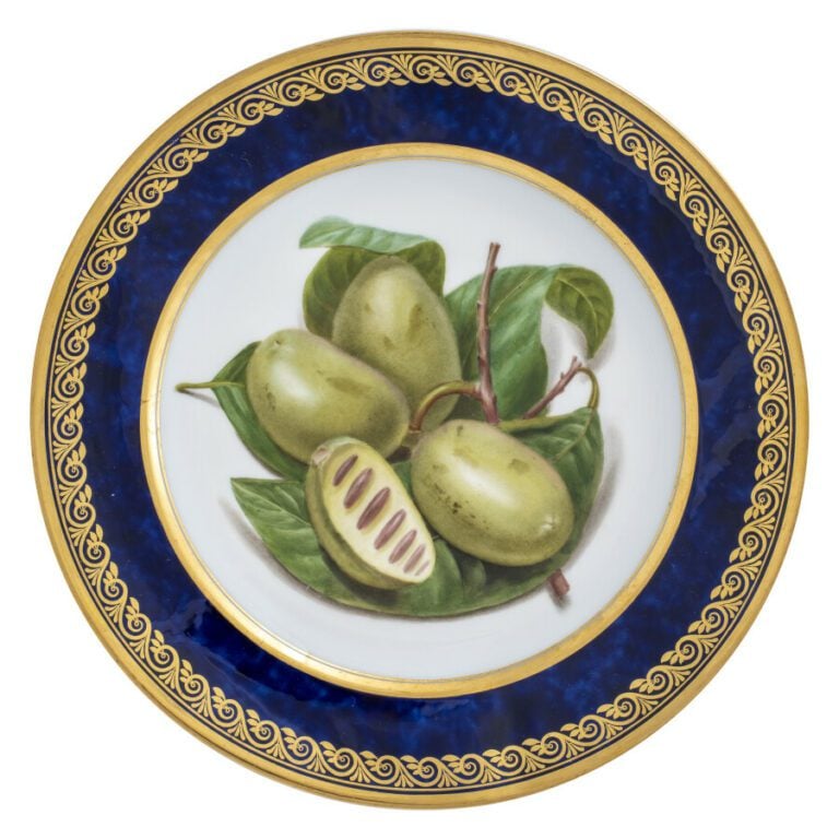 SEVRES - 6 assiettes du service de la duchesse de Berry, décor polychrome de fr…