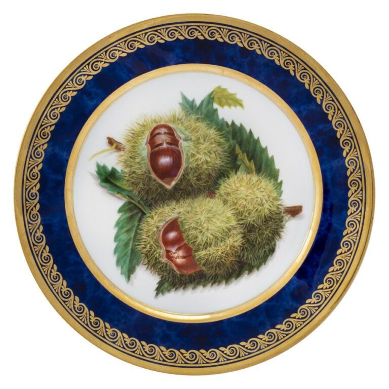 SEVRES - 6 assiettes du service de la duchesse de Berry, décor polychrome de fr…