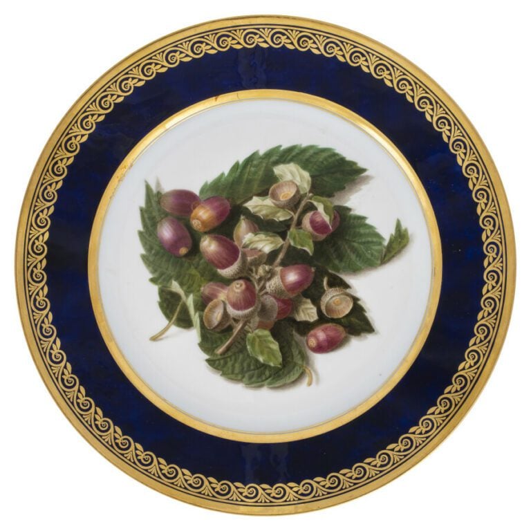 SEVRES - 6 assiettes du service de la duchesse de Berry, décor polychrome de fr…
