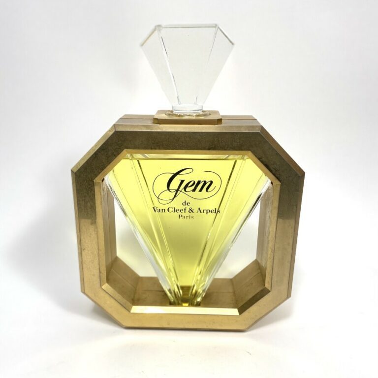 VAN CLEEF & ARPELS. - Gem - Flacon de parfum factice géant . - Hauteur : 34.5 c…