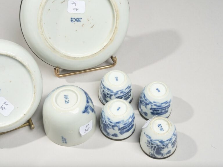 VIETNAM, Hue - XIXe siècle-Ensemble comprenant cinq sorbets et deux coupelles e…