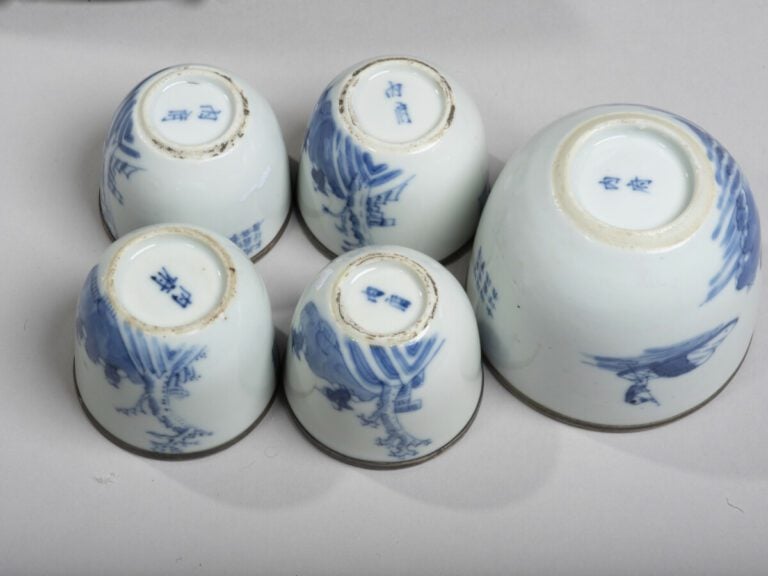 VIETNAM, Hue - XIXe siècle - Service à thé de douze pièces comprenant un pot, d…
