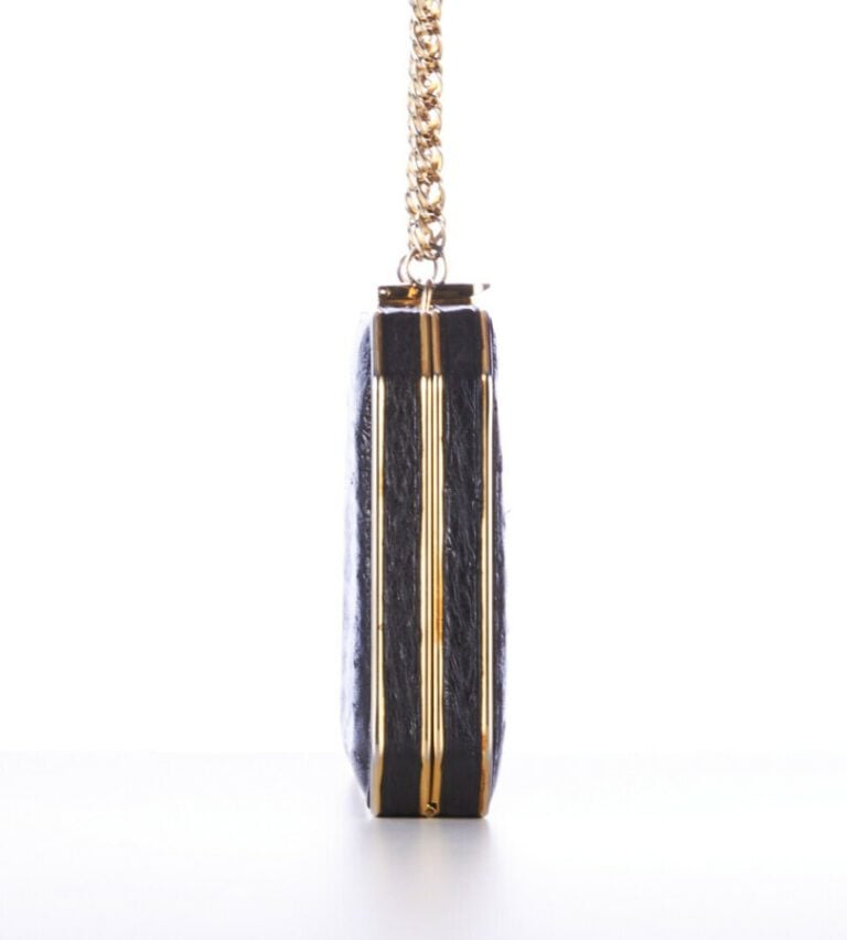 ANONYME - MINAUDIÈRE en autruche noir et métal doré - 18 x 13 cm