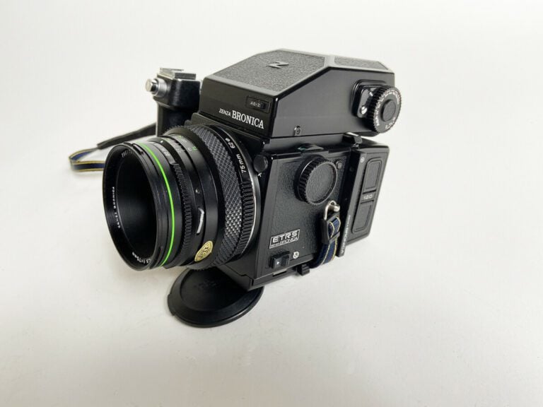 Appareil photo BRONICA ZENZA ETRS - Objectif ZENZANON EII 1 : 2,8 - F = 75 mm -…