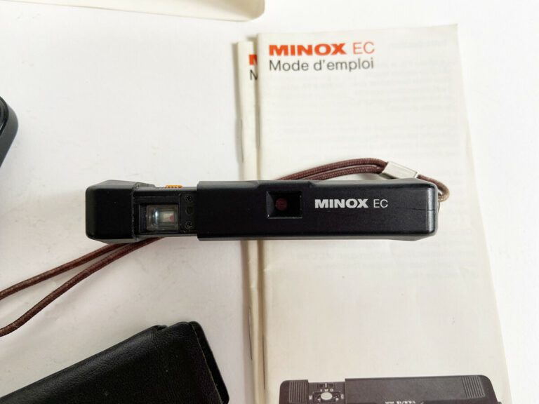 Appareil photo MINOX EC - Avec objectif 1 : 5,6 / 15 mm - Format 8 x 11 mm - Fa…