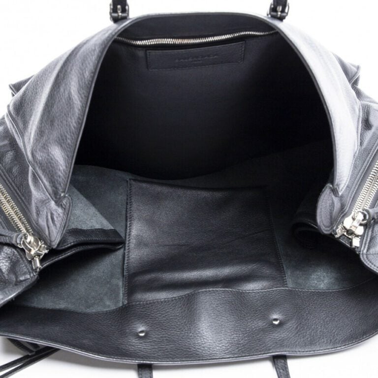 BALENCIAGA - Cabas "Papier A4" - "Papier A4" tote - - Cuir noir - Black leather…