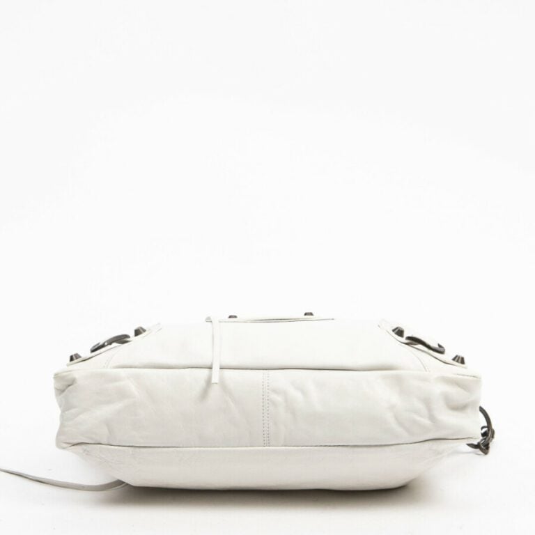 BALENCIAGA - Sac "Arena First" - "Arena First" bag - - Cuir blanc - White leath…