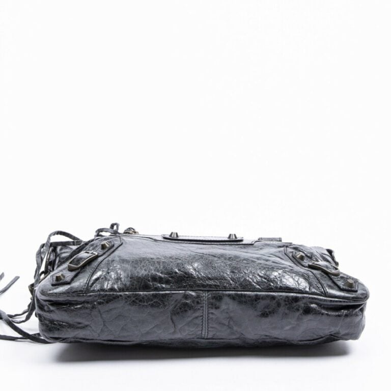 BALENCIAGA - Sac "Arena First" - "Arena First" bag - - Cuir vieilli noir - Blac…