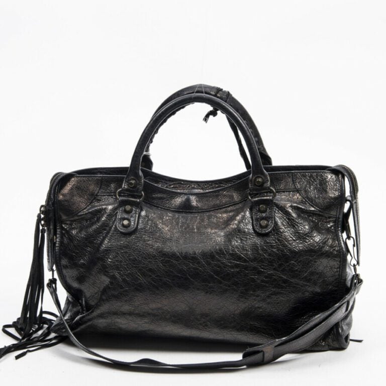 BALENCIAGA - Sac "City" - "City" bag - - Cuir vieilli irisé noir - Iridescent d…