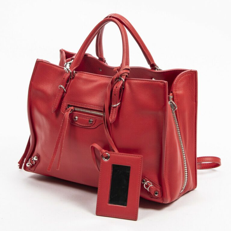 BALENCIAGA - Sac "Papier A6" - "Papier A6" bag - - Cuir rouge - Red leather - G…