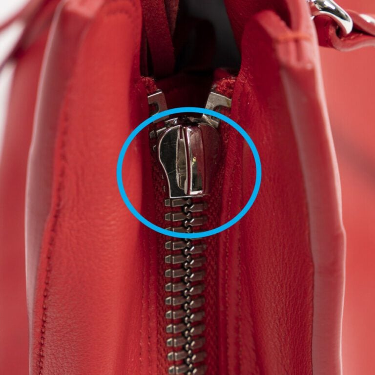 BALENCIAGA - Sac "Papier A6" - "Papier A6" bag - - Cuir rouge - Red leather - G…