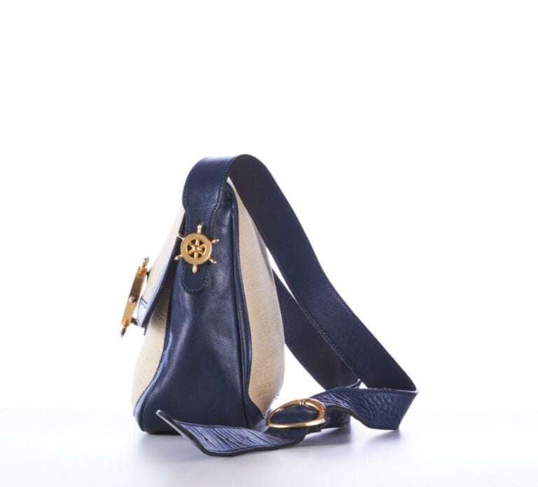CELINE - 1970s/80s - SAC en toile et cuir marine, garnitures en métal doré émai…