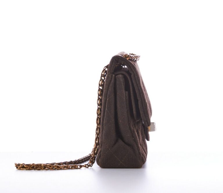 CHANEL - 1960s/70s - SAC "2:55" en jersey matelassé chocolat, garnitures en mét…