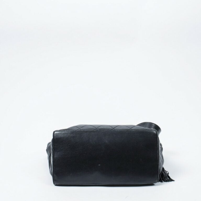 CHANEL - Circa 1991/94 - Cabas pompon - Tassel tote - - Cuir matelassé noir - B…