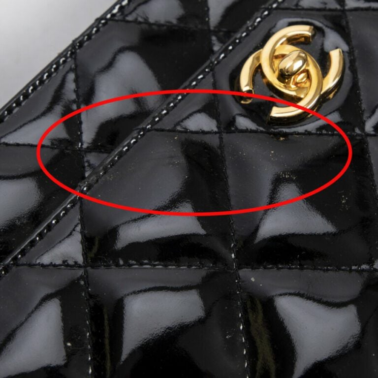 CHANEL - Circa 1996/97 - Sac - Bag - - Cuir verni matelassé noir - Black quilte…