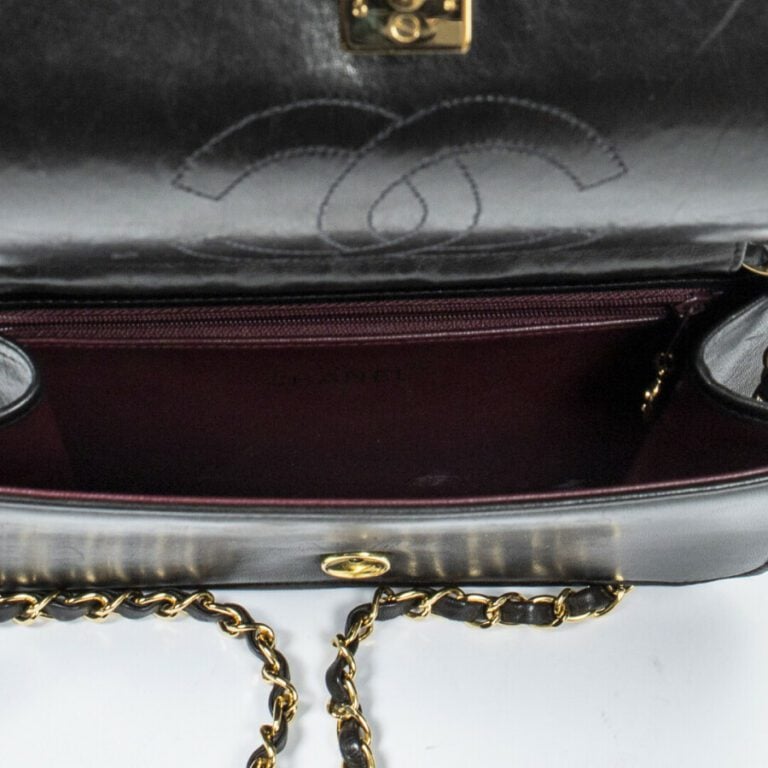 CHANEL - Circa 1997/99 - Sac "Mademoiselle" - "Mademoiselle" bag - - Cuir matel…