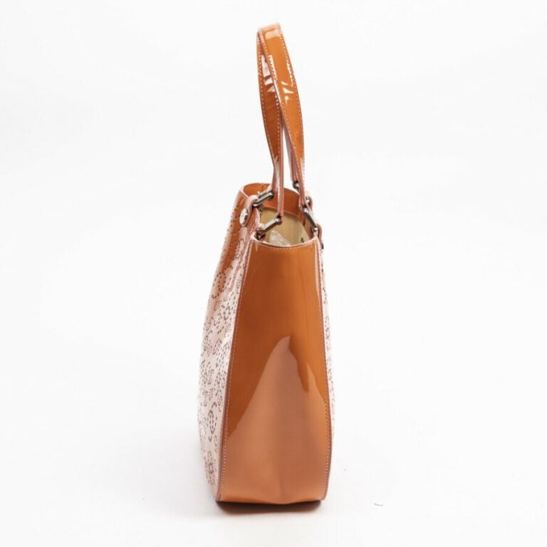 CHANEL - Circa 2005/06 - Cabas - Tote - - Cuir verni perforé orange - Orange pe…