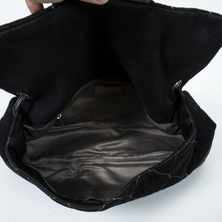 CHANEL - Circa 2008/09 - Sac - Bag - - Daim matelassé noir - Black quilted sued…