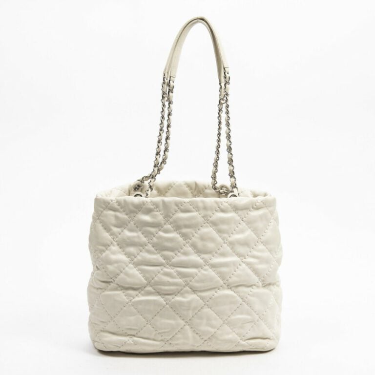 CHANEL - Circa 2013/14 - Sac - Bag - - Cuir matelassé "Wild Stitch" blanc - Whi…