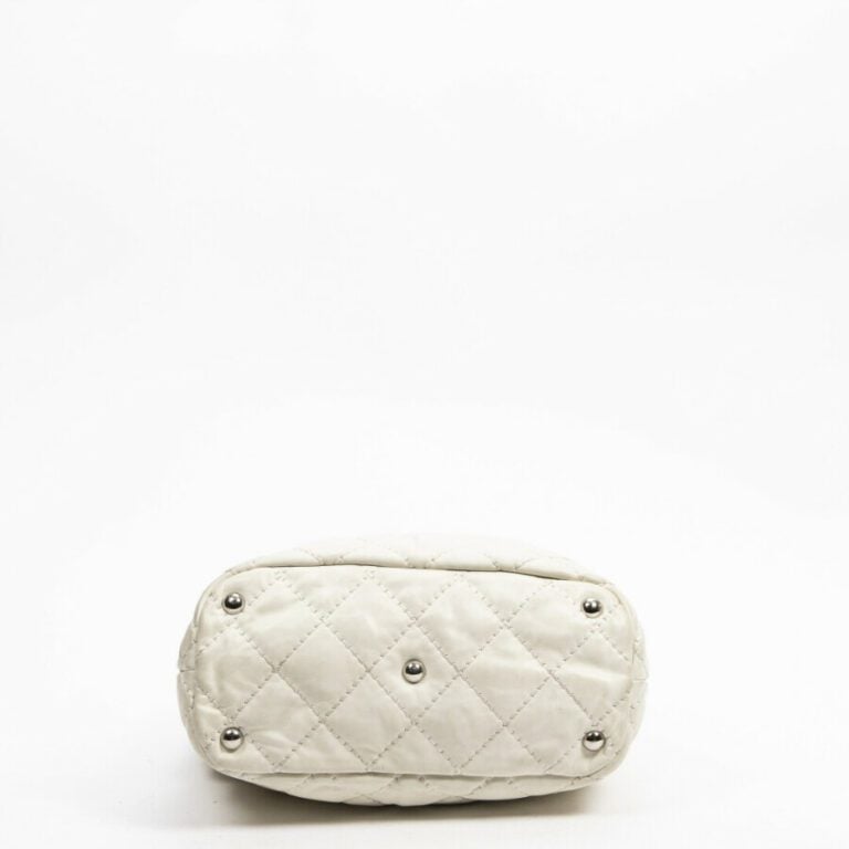 CHANEL - Circa 2013/14 - Sac - Bag - - Cuir matelassé "Wild Stitch" blanc - Whi…