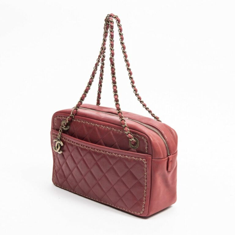 CHANEL - Circa 2015/16 - Sac - Bag - - Cuir matelassé sang de boeuf - Red quilt…