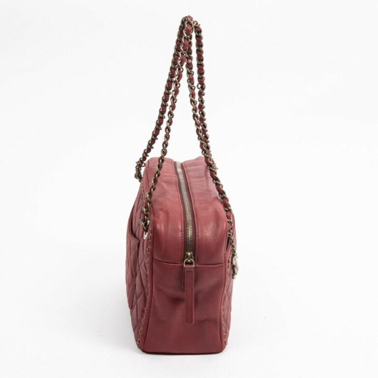 CHANEL - Circa 2015/16 - Sac - Bag - - Cuir matelassé sang de boeuf - Red quilt…