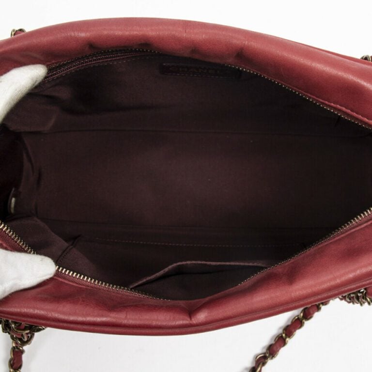 CHANEL - Circa 2015/16 - Sac - Bag - - Cuir matelassé sang de boeuf - Red quilt…