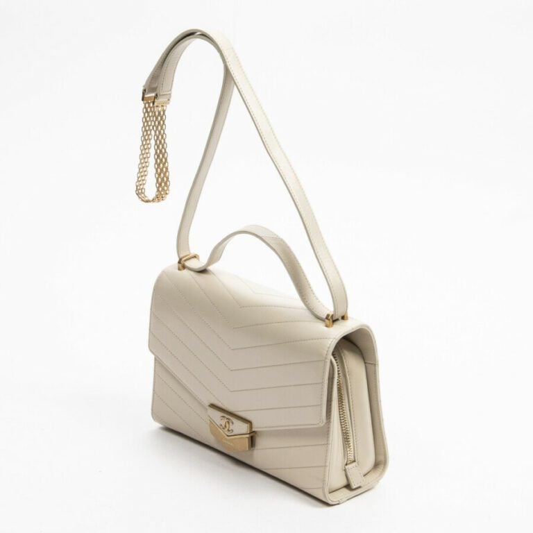 CHANEL - Circa 2018/19 - Sac - Bag - - Cuir matelassé sable - Beige quilted lea…