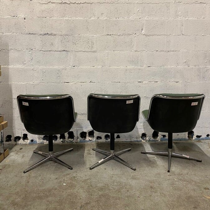 Charles POLLOCK (1930-2013) pour Knoll - Deux Chaises et un Fauteuil Pollock, c…