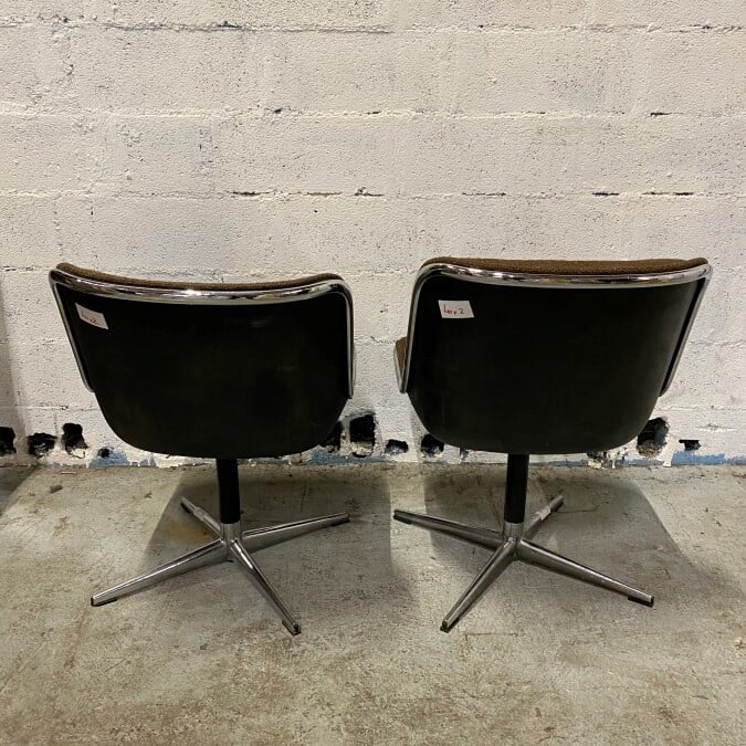 Charles POLLOCK (1930-2013) pour Knoll - Deux Fauteuils Pollock, coques en plas…