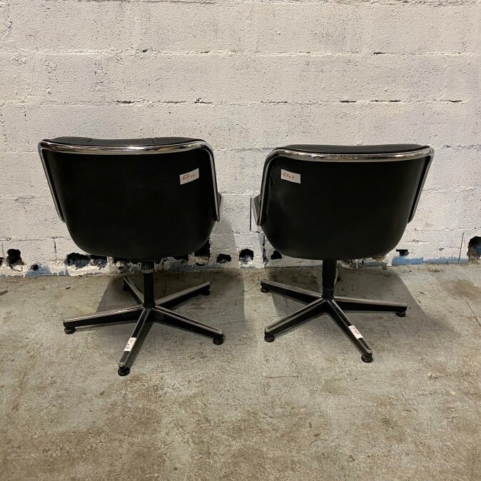 Charles POLLOCK (1930-2013) pour Knoll - Deux Fauteuils Pollock, coques en plas…