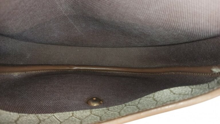 CHRISTIAN DIOR - 1990s - SAC, POCHETTE et PORTE-MONNAIE en toile enduite "Honey…