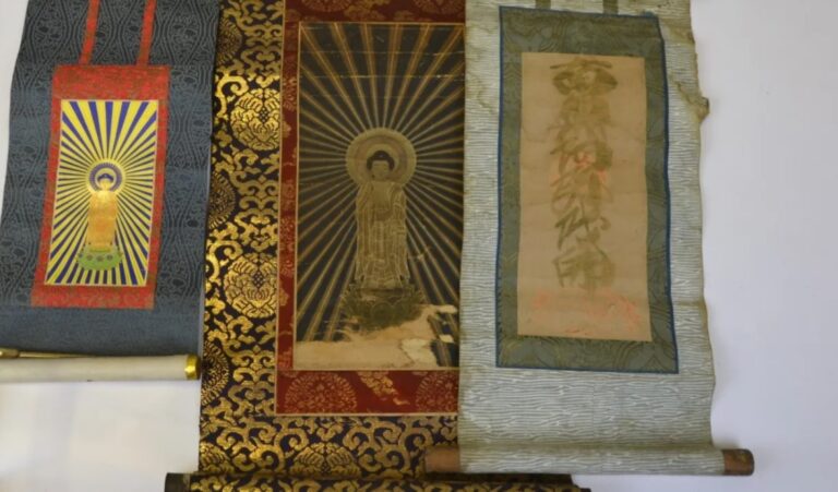 DEUX PETITS ROULEAU EN COULEURS SUR PAPIER - Japon - Petite peinture bouddhique…
