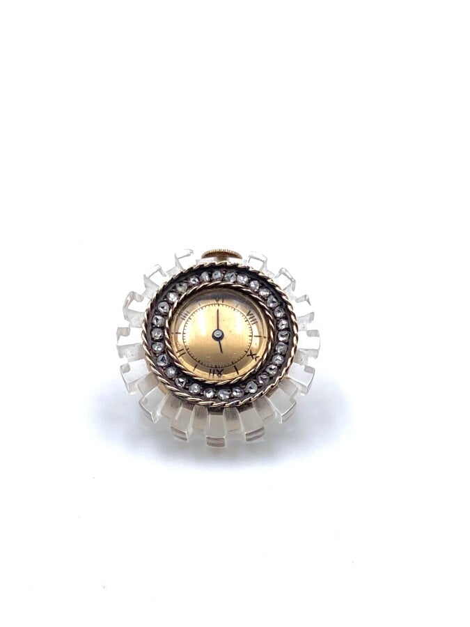 FRINGHIAN - Rare MONTRE PENDENTIF en or jaune (750 millièmes) et altuglas crant…