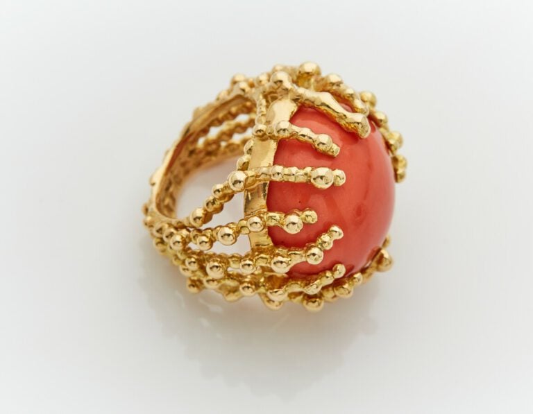 GARNAZELLE - BAGUE modèle « Boules d'Amour » en or jaune (750) ajouré, perlé, s…
