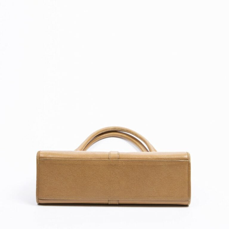 GUCCI - Sac - Bag - - Cuir beige - Beige leather - Garnitures laiton doré - Gol…