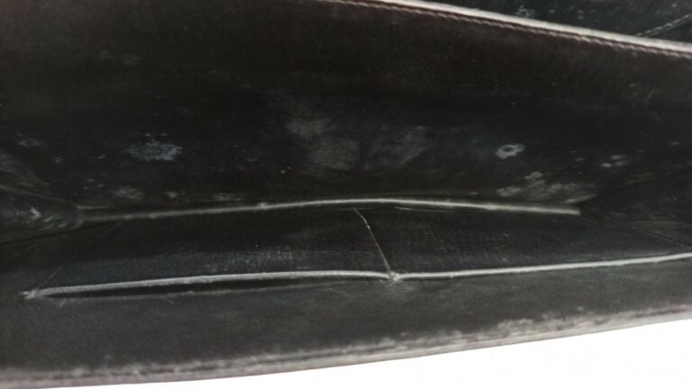 HERMÈS - 1960s - SAC "Cordelière" en box noir, garnitures métal plaqué or - 28…