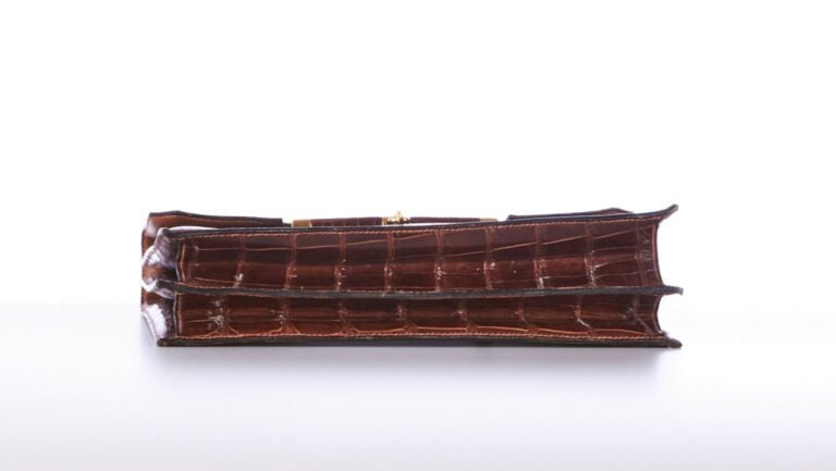 HERMÈS - 1960s - SAC "Palonnier" en crocodile d'estuaire cognac (Crocodylus por…