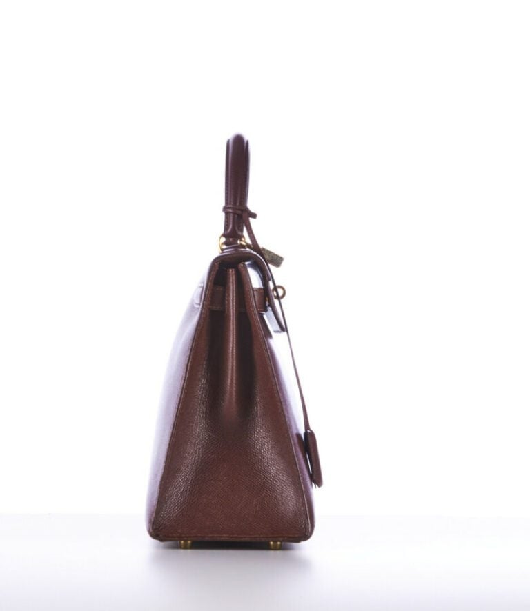 HERMÈS - 1992 - SAC "Kelly" 28 cm en veau Courchevel chocolat au lait, garnitur…