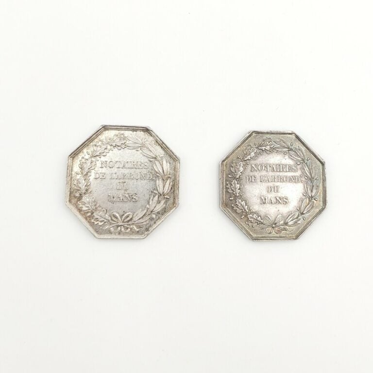 IIIe République (1870-1940). Lot de 2 Jetons en argent des notaires de l'arrond…