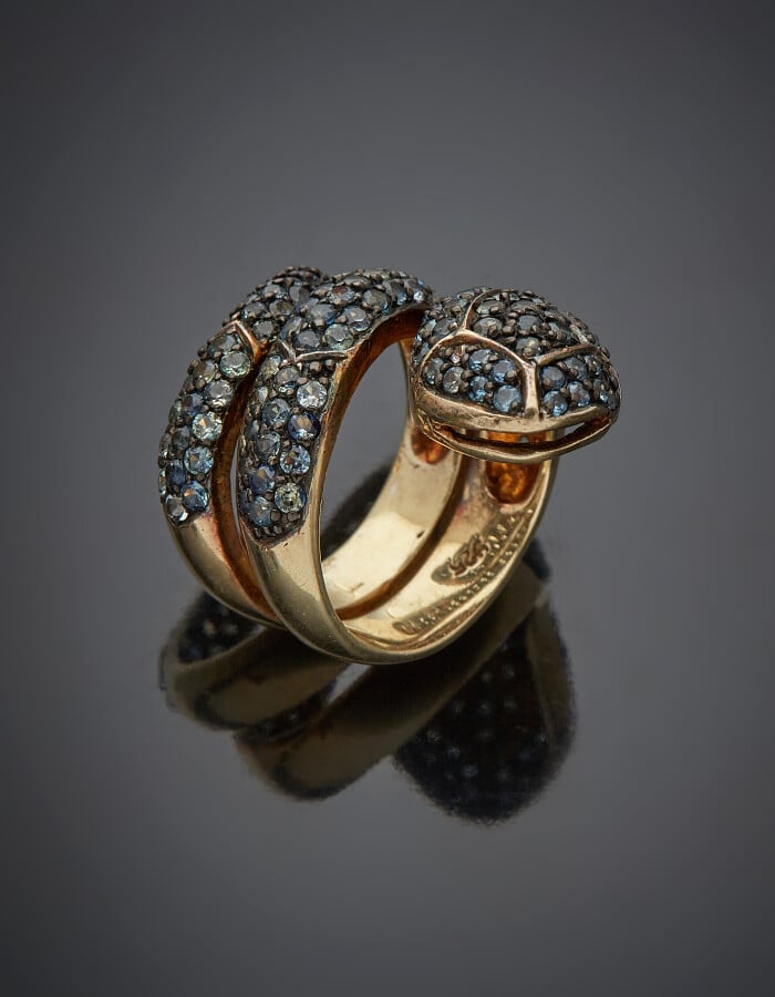 Importante BAGUE « serpent » en vermeil et argent noirci (925) ajouré, pavé de…