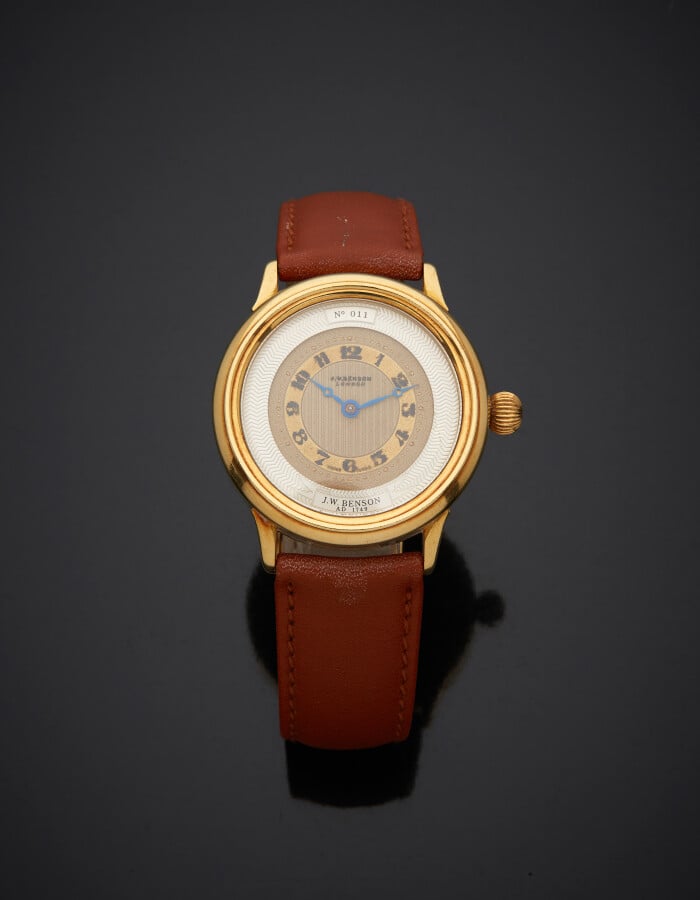 J.W. BENSON - BRACELET MONTRE ronde "Blitz" en or jaune (750). Cadran doré et a…