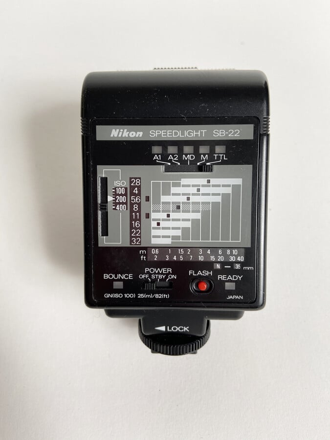 Lot comprenant : - Cellule SEKONIC - AUTO RANGE Model L-216 - Fabriqué au Japon…