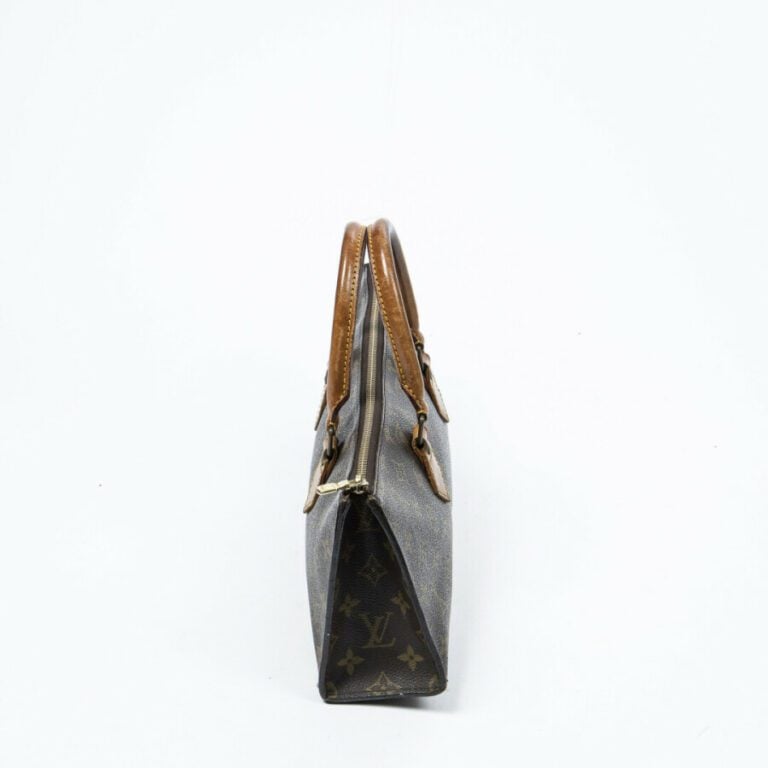 LOUIS VUITTON - 1983 - Sac "Triangle" - "Triangle" bag - - Toile Monogram, cuir…