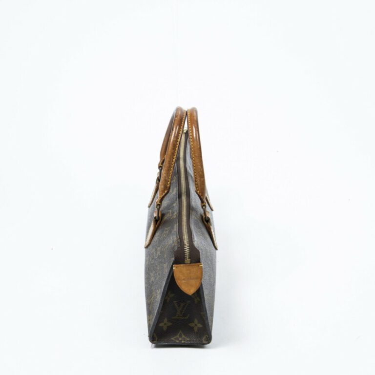LOUIS VUITTON - 1983 - Sac "Triangle" - "Triangle" bag - - Toile Monogram, cuir…