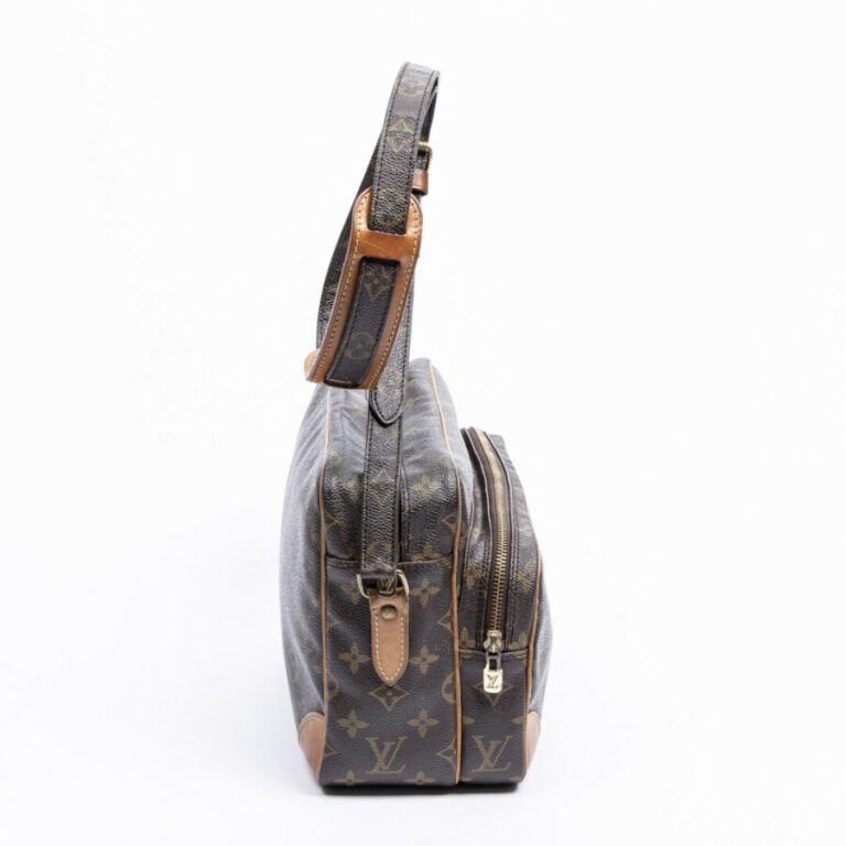 LOUIS VUITTON - 1991 - Sac "Nile" - "Nile" bag - - Toile Monogram, cuir naturel…